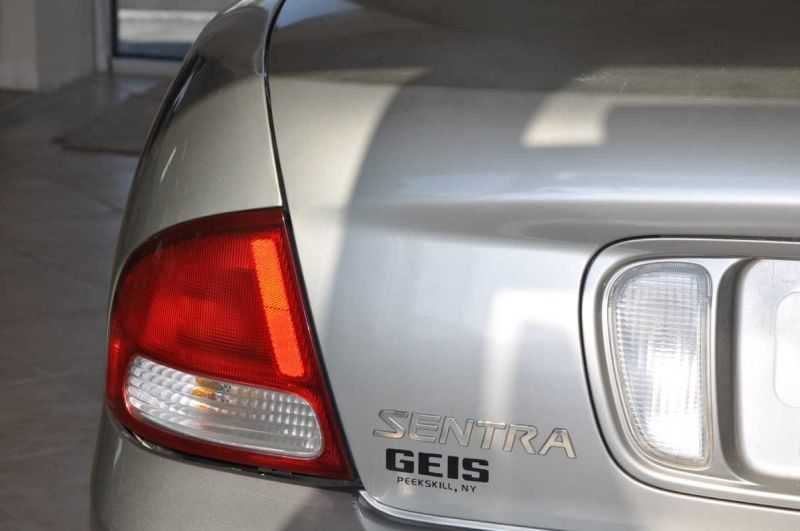 Nissan Sentra Image 6
