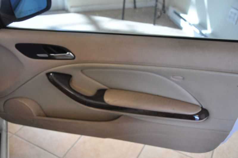 BMW 3 Series Image 14