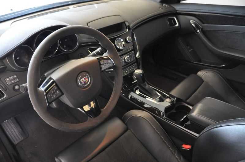 CADILLAC CTS-V Image 21